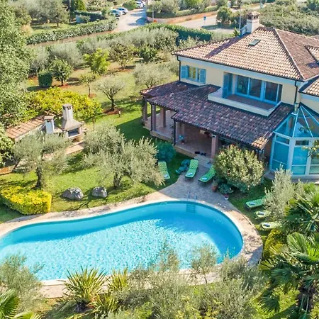 Seka Villa *