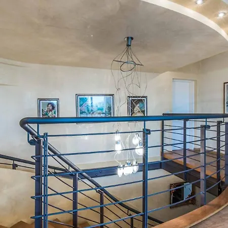 Seka Villa *